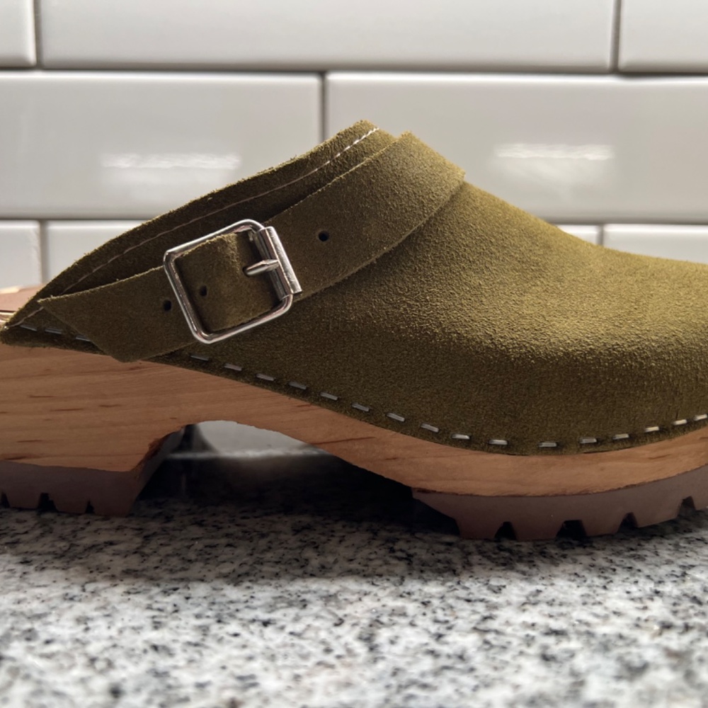 MIA EBBA Clog - Olive Suede US Size 9 - Picture 4 of 8